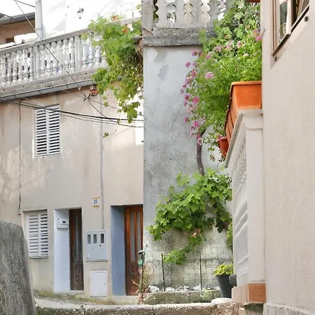 Potocina 21