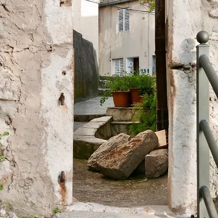 Potocina 21 Vrbnik (Primorje-Gorski Kotar)