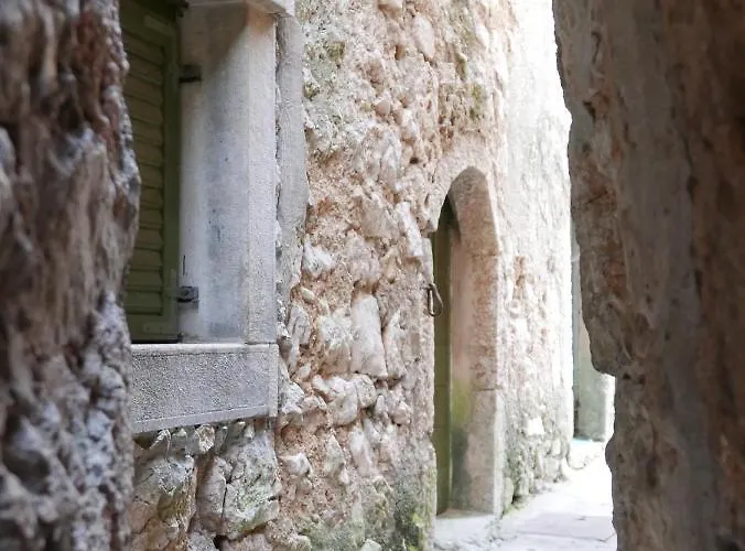 Potocina 21