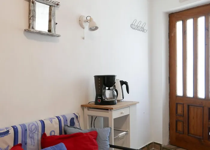 Potocina 21 *